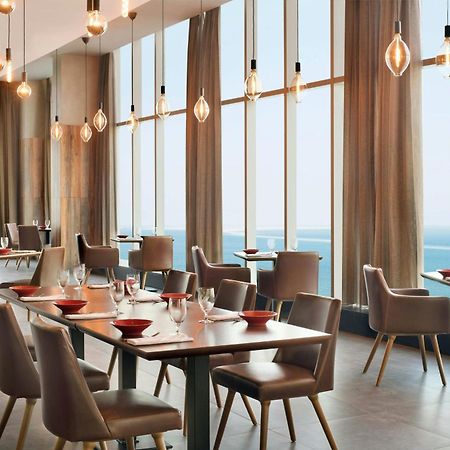 Delta Hotels By Marriott City Center Doha Exterior photo The restaurant