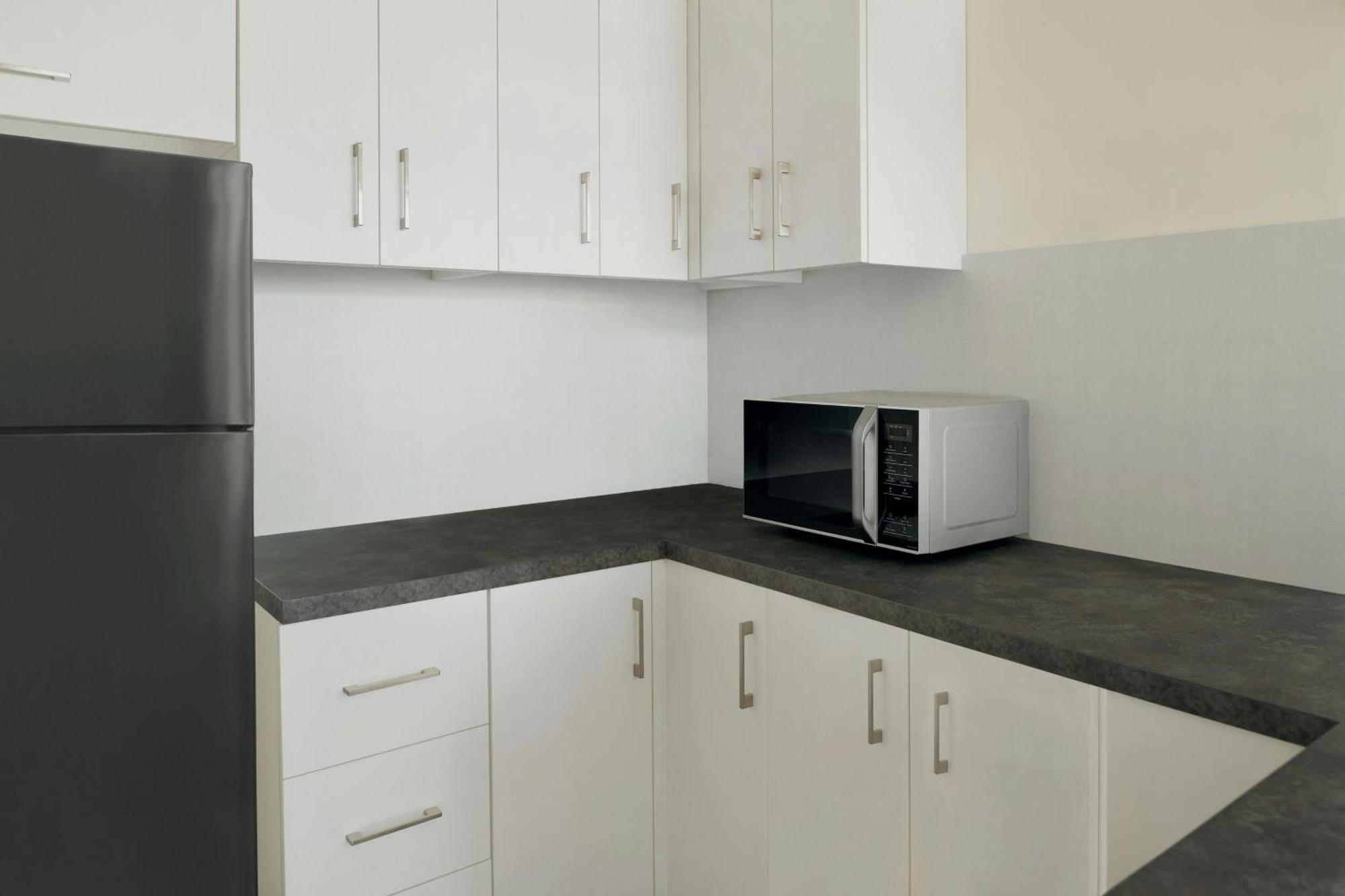 Delta Hotels By Marriott City Center Doha Exterior photo A typical microwave oven