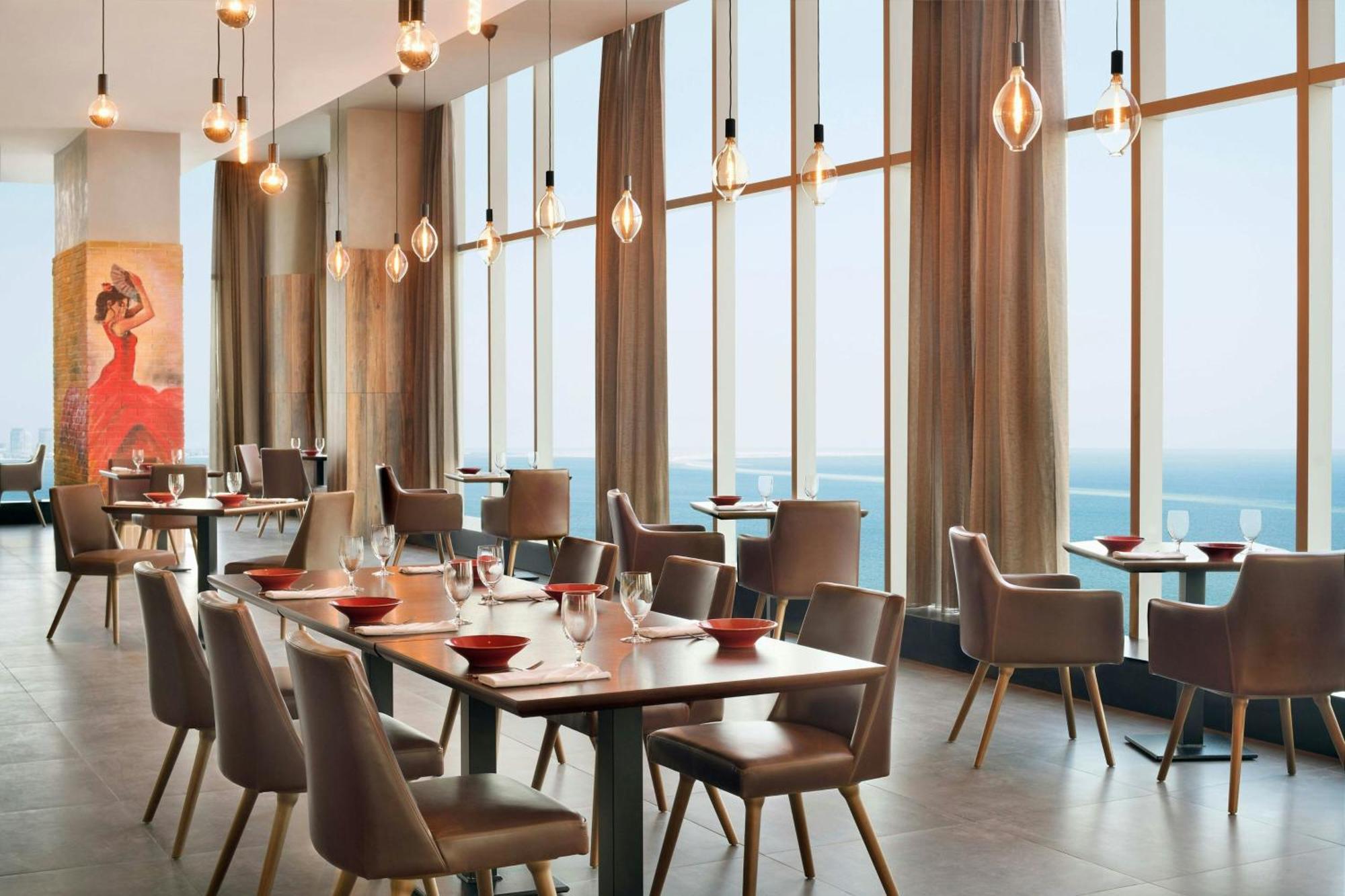 Delta Hotels By Marriott City Center Doha Exterior photo The restaurant